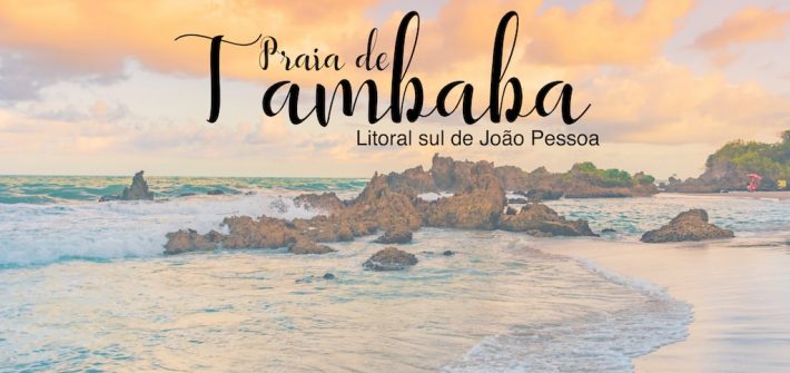 Conheça a praia de Tambaba no litoral sul de João Pessoa!Piscinas naturais, área naturalista e um pequeno coqueiro que cresceu sobre uma rocha fazem do lugar ainda mais incrível! Clique para ler. #euamojampa